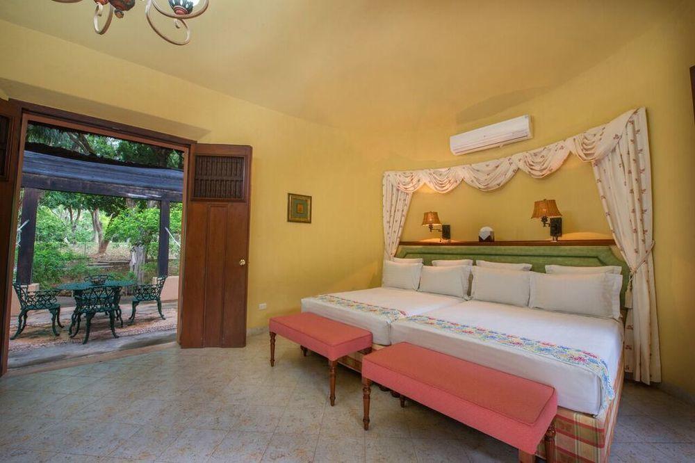 Готель Hacienda Xtepen Екстер'єр фото